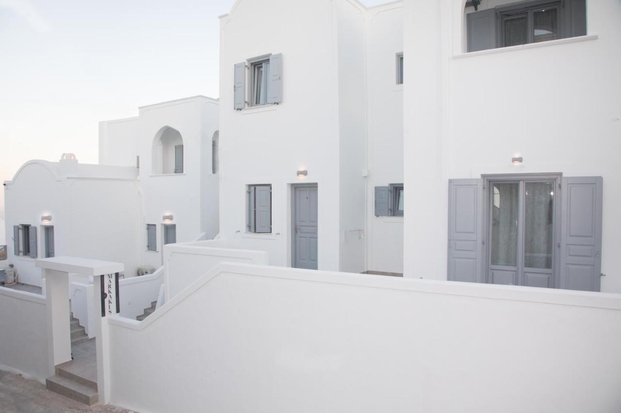 Markakis Studios Fira Town Extérieur photo