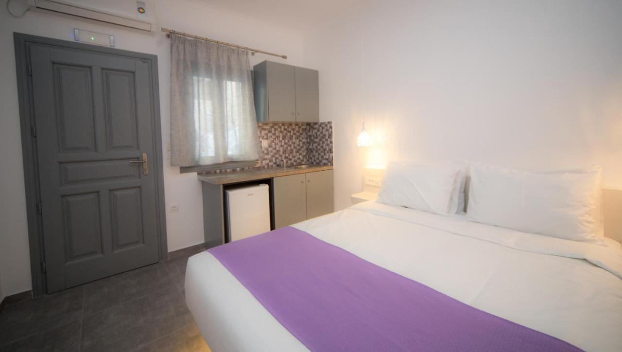Markakis Studios Fira Town Extérieur photo